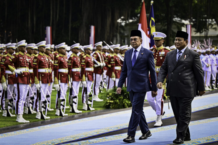 Presiden Prabowo Subianto Sambut Langsung PM Anwar Ibrahim, Jakarta, pada Jumat, 27 Juni 2025. (Doc/Foto: BPMI Setpres)
