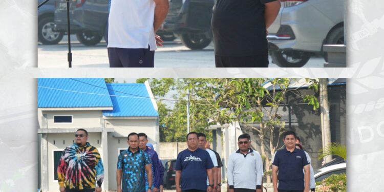 Sinergi dan keakraban petugas Lapas Lubuk Pakam bersama BNN Deli Serdang yang terjalin melalui senam bersama (bawah) serta pertandingan tenis meja (atas) guna memperkuat koordinasi dan soliditas tim dalam mendukung program P4GN.(Doc/Foto : Humas Lapas Lubuk Pakam)